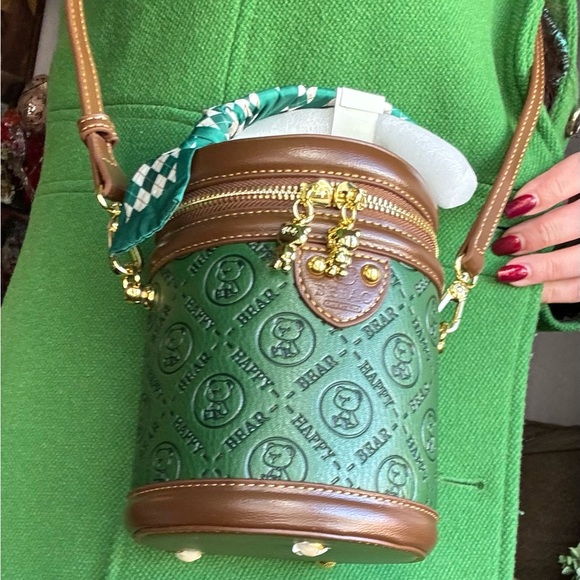 UNIQUE🔥GENUINE LEATHER 🧸 zip around Bucket scarf satchel/Crossbody - Picture 7 of 13